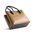 Smooth leather tote bag, caramel color - side view