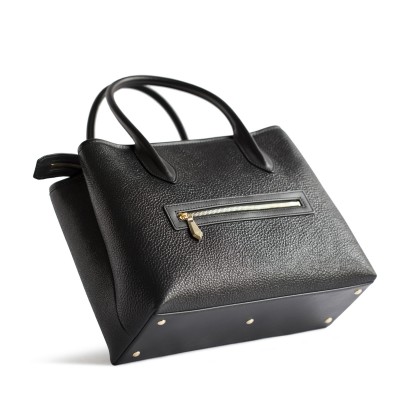 Grained leather Tote black color - side view, back pocket