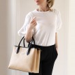 Grained leather Tote beige color - on model