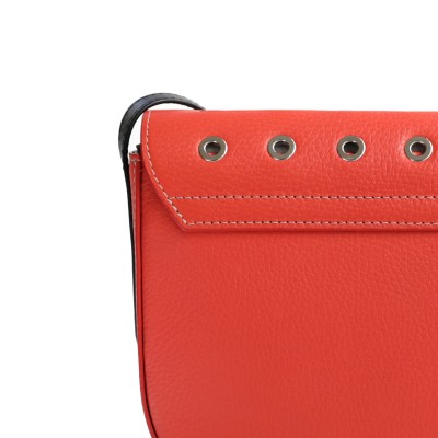 Small shoulder bag DINA ROCK in grained leather, Red Hibiscus color - details