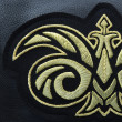 Cabas en cuir foulonné "ANNIE'S TOTE" rebrodé cannetille sur feutre de laine - noir et or - broderie