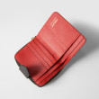 Portefeuille compact zippé "MANON" en cuir foulonné, coloris rouge-hibiscus, intérieur rouge - ouvert