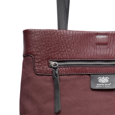 Soft lamb leather shopper "SUZANNE", medium size, burgundy color - zoom on details